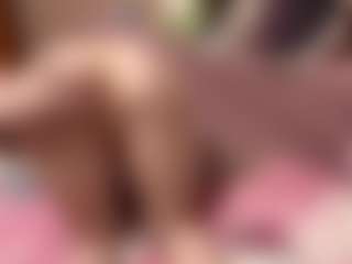 Live cam show with GiseleMemmer - Ebony Small Tits on Cam Slut