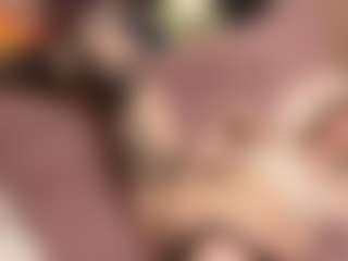 Live cam show with GiseleMemmer - Granny on Camsoda
