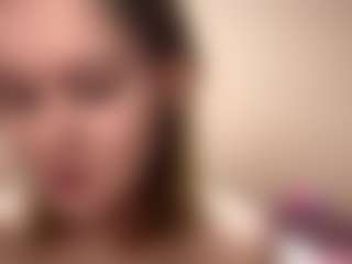 Live cam show with GiseleMemmer - Striptease Granny on Camming Site