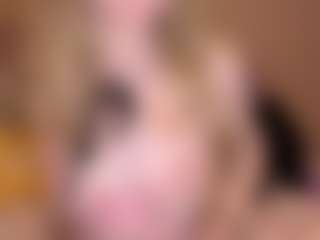 GiseleMemmer's Live Sex Cam Show