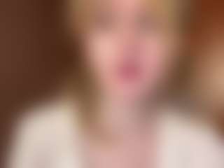 Live cam show with GiseleMemmer - Public Mature on sexylive.show