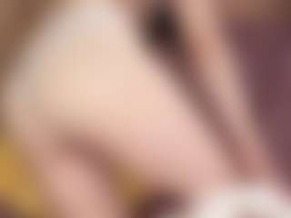 Live cam show with GiseleMemmer - Public Mature on Ass Tok
