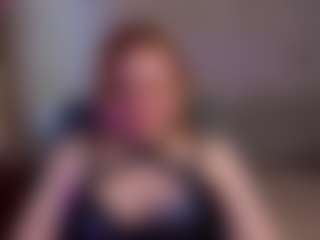 Live cam show with GlowMargo - Camel Toe on sexylive.show