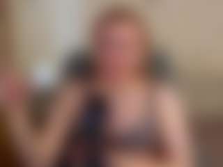 Live cam show with GlowMargo - Flex on StripNow