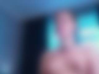 LaverneRm's Live Sex Cam Show