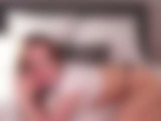 Live cam show with LaverneRm - Green Eyes on Mixed Magazine Live