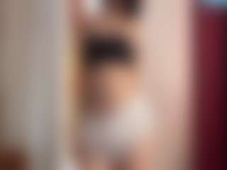 Live cam show with Lara - Sexwebcam on pussylord.com