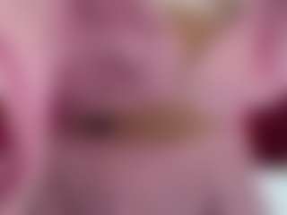 Lara's Live Sex Cam Show