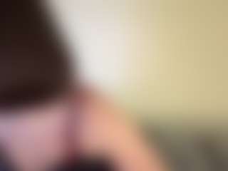 Lara's Live Sex Cam Show