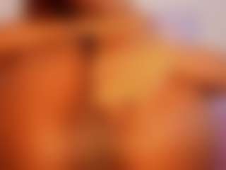 Live-Cam-Show mit Victoria - Ebony Small Tits auf Camsoda