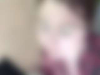 Show Live Sex Cam Flora