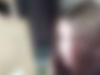Flora's Live Sex Cam Show
