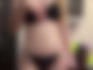 MyrtaFilkins's Live Sex Cam Show