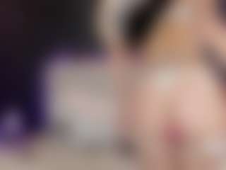 AMMBER-HONEY's Live Sex Cam Show