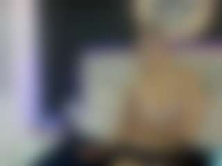 AMMBER-HONEY's Live Sex Cam Show