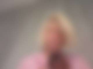Dansly69's Live Sex Cam Show