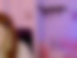 Live cam show with emma-bless - Shaved Pussy on Camsoda
