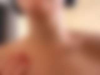 Live cam show with Liv - Normal on SmokeAndPoke