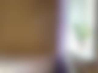Live cam show with Liv - Small Tits on Camsoda