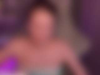 Live cam show with Alisa Allison - Thin on StripNow