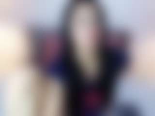 Live cam show with Leah-Brm - Skinny on Cam Slut