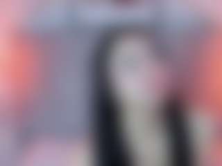 Live cam show with Leah-Brm - Camel Toe on AdultVida.com