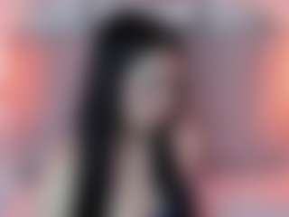 Live cam show with Leah-Brm - Flashing on Cam Slut