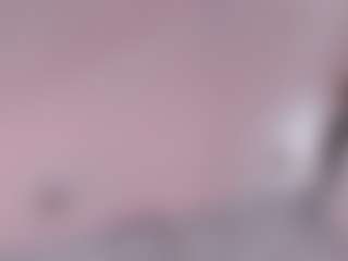 Live cam show with Leah-Brm - Facial Piercings on SquirtSoMuch