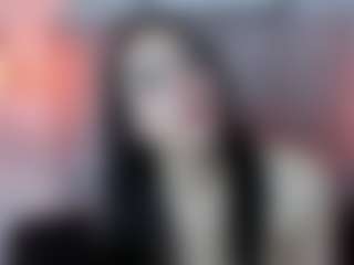 Leah-Brm's Live Sex Cam Show