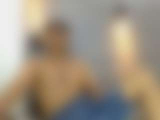 Cam Show en direct de LeleHott01