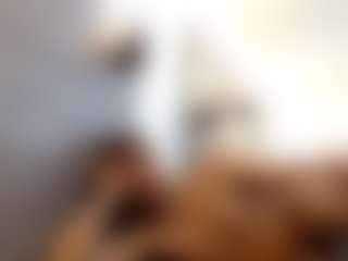 Live cam show with LeleHott01 - Average on https://playwithruby.com