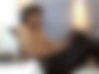 LeleHott01's Live Sex Cam Show