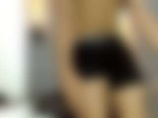 LeleHott01's Live Sex Cam Show