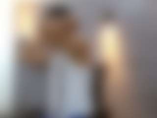LeleHott01's Live Sex Cam Show