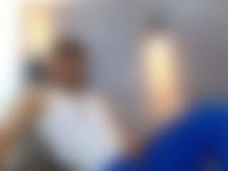 LeleHott01's Live Sex Cam Show