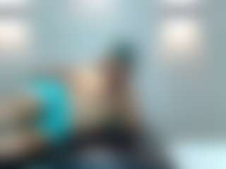 LeleHott01's Live Sex Cam Show