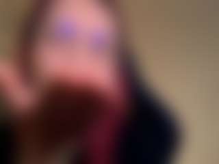 Live cam show with UshaChlebek - Spy Brown Hair on liverealitysex.com