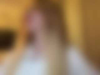 Live cam show with AndraSchnuerer - New Spank on Camiplay Live