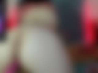 charlott-day's Live Sex Cam Show
