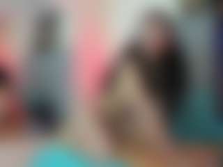 charlott-day's Live Sex Cam Show
