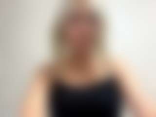 Live cam show with DevoraKolwyck - Granny Lovense on Camsoda