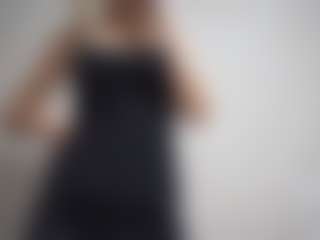 Live cam show with DevoraKolwyck - Striptease Granny on CamSodaAdn