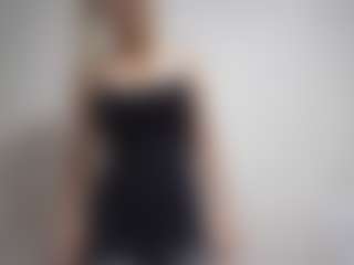 Live cam show with DevoraKolwyck - Dildo Or Vibrator Granny on CamSodaAdn