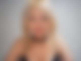 Live cam show with DevoraKolwyck - Dildo Or Vibrator Granny on Camsoda
