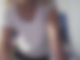 Live cam show with DevoraKolwyck - Blonde Hair Teen (18+) on Camsoda