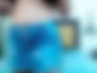 Live cam show with LUNAXS - Facial on TeamSkeetLive