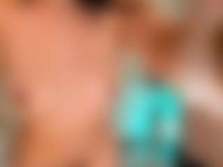 silvanna-more's Live Sex Cam Show
