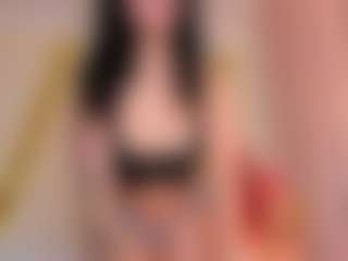 silvanna-more's Live Sex Cam Show
