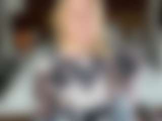 Live cam show with Alicee-Suun - Body Massage on Cam Slut