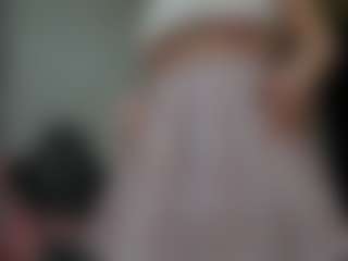 Live cam show with Alicee-Suun - Doggy on Camsoda